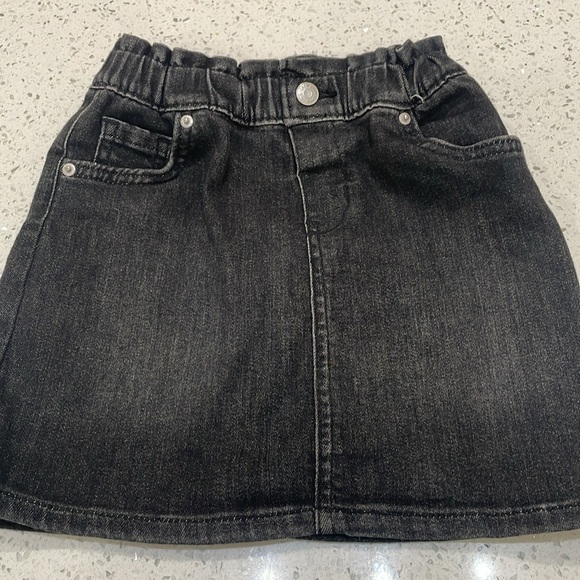 Cat & Jack Cat Paperbag Waist black denim Skirt size 5T - Picture 2 of 4